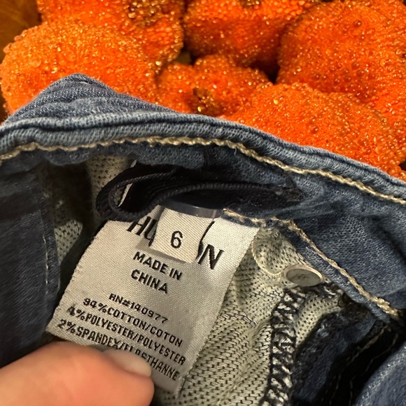EUC Girls Hudson Jeans - Picture 5 of 11